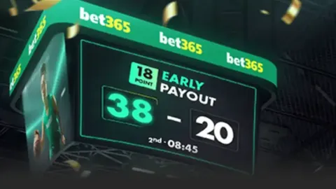 [图]曼城主场激战，哈兰德双响助球队大胜努内斯建功